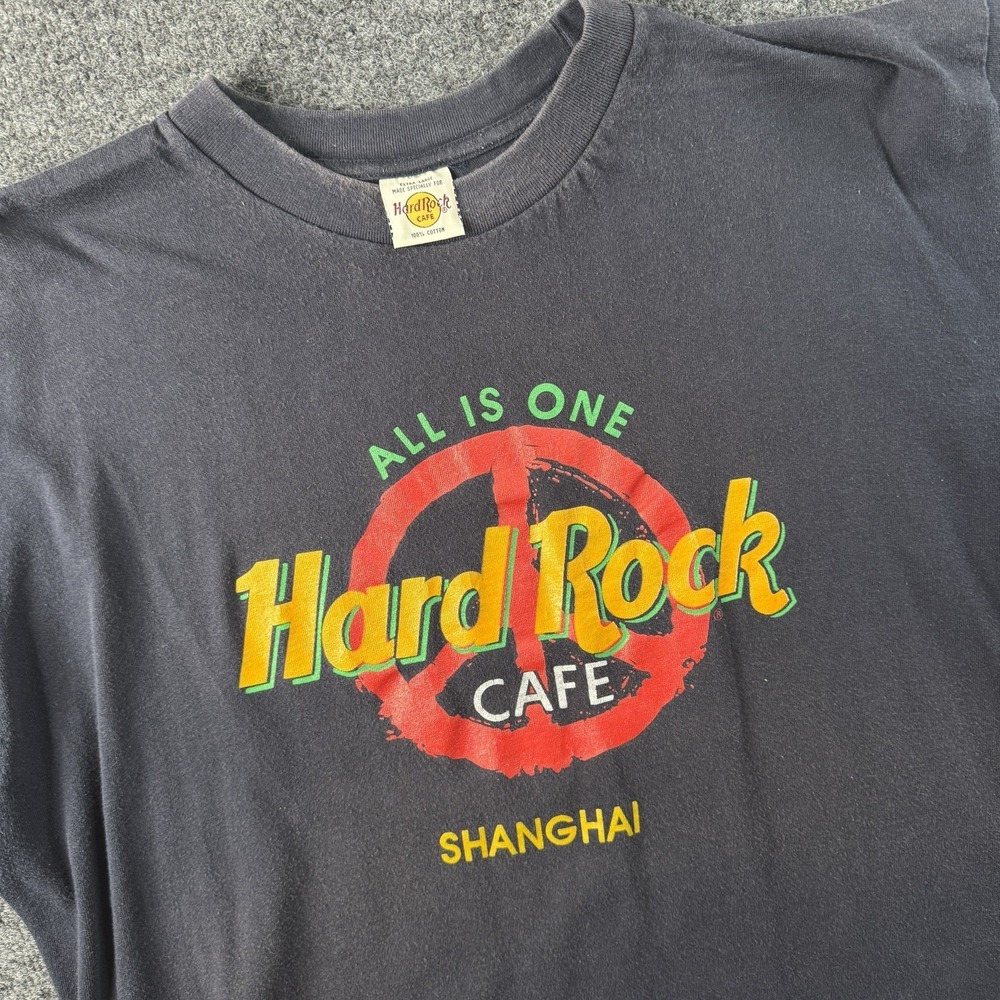 Vintage Original Hard Rock Cafe Shanghai T-Shirt No Tag Single Stitch Faded